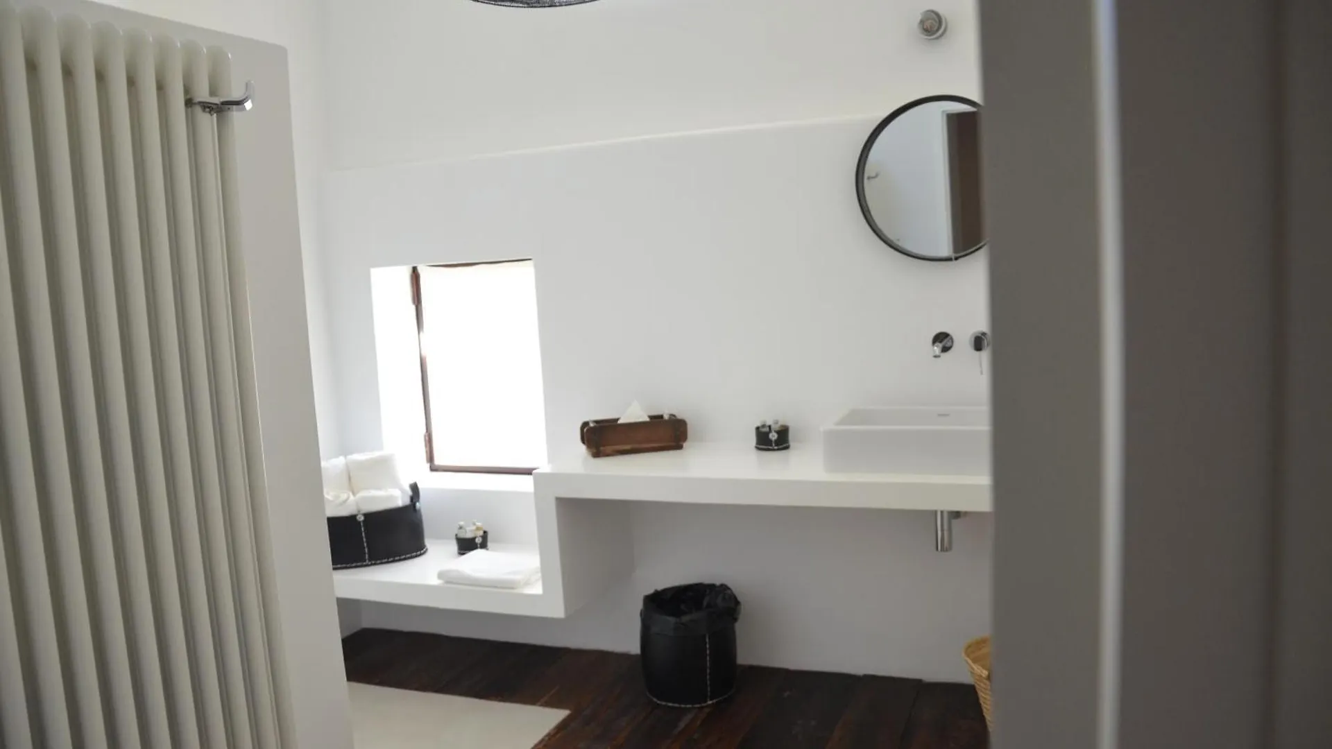 Le Domaine Du Castellas Sivergues Guest house