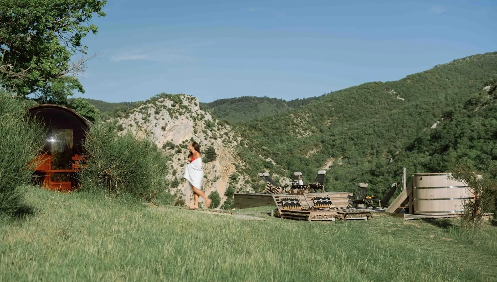 Le Domaine Du Castellas Sivergues 0*,