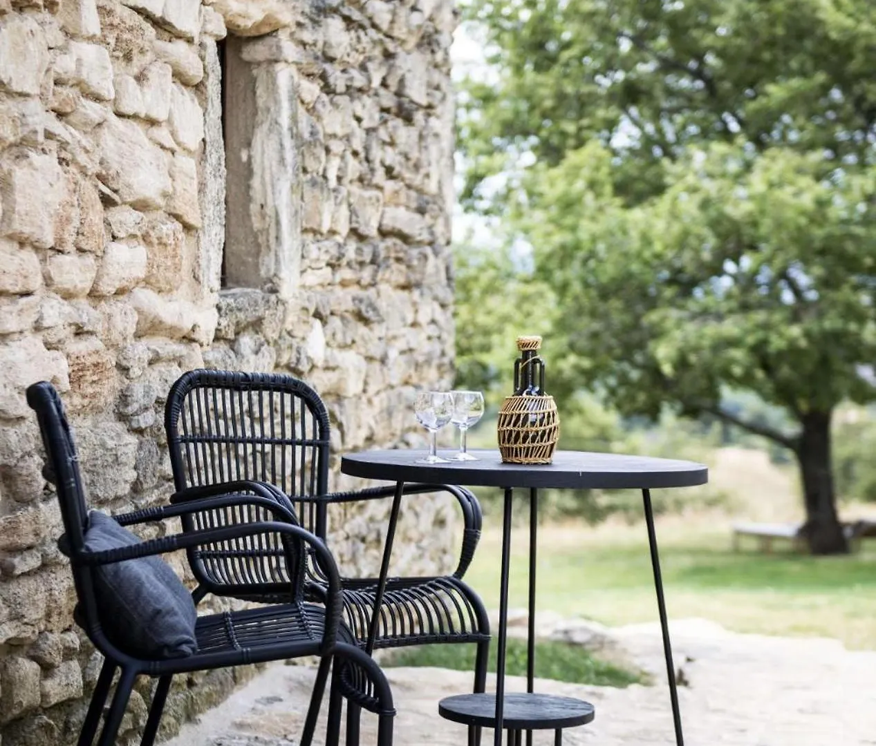 Le Domaine Du Castellas Sivergues Guest house